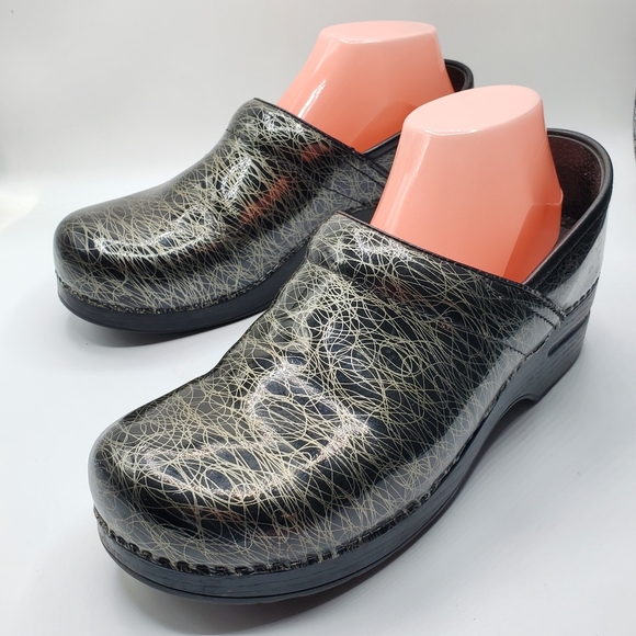 Dansko black with silver clogs sze 41 US size 10.5-11 - Picture 7 of 16